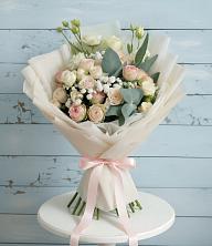 Букет цветов из:  Розы и Лизиантусы в Николаевке Еврейской автономная области