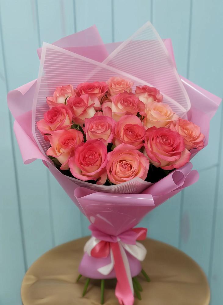 Букет 15 Розовых роз Равель в Николаевке Еврейской автономная области