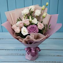 Букет цветов из:  Розы и Лизиантусы в Николаевке Еврейской автономная области