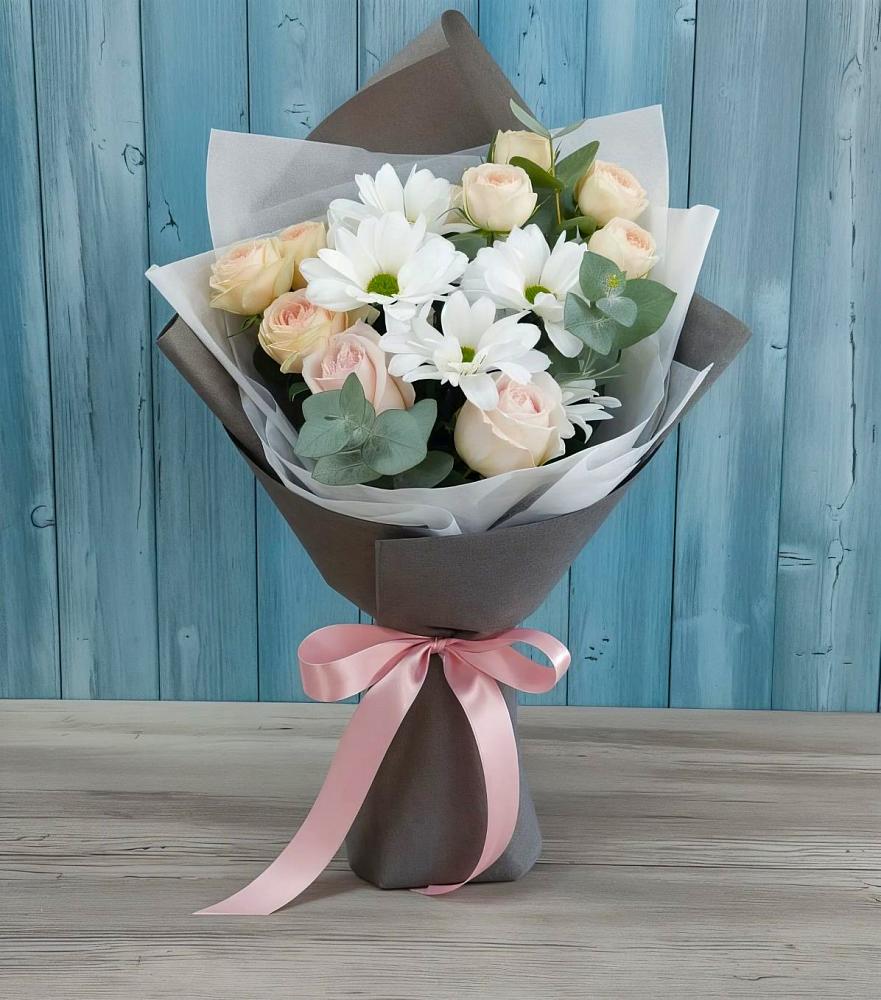 Букет цветов из: Хризантемы и Розы в Николаевке Еврейской автономная области