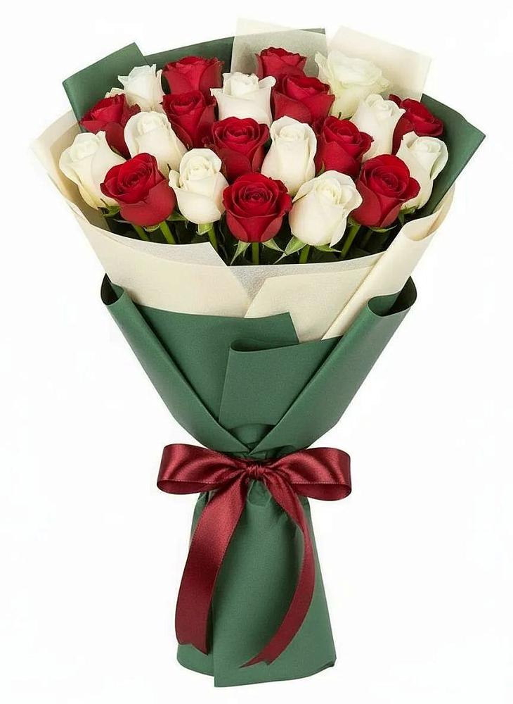 Букет Микс из красных и белых роз в Николаевке Еврейской автономная области