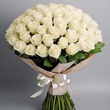 Букет 101 беля роза Белоснежка в Николаевке Еврейской автономная области