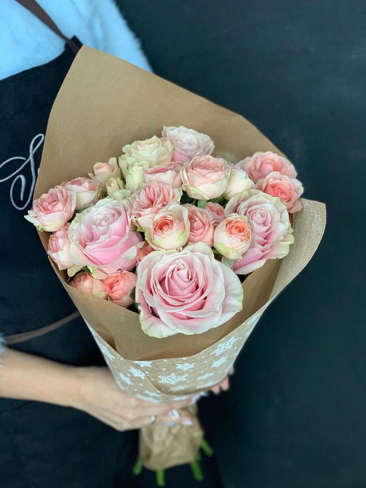 Букет цветов из: Хризантемы и Розы в Николаевке Еврейской автономная области