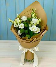 Букет цветов из:  Хризантемы и Лизиантусы в Николаевке Еврейской автономная области