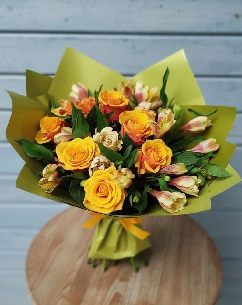 Букет цветов из: Альстромерии и Розы в Николаевке Еврейской автономная области