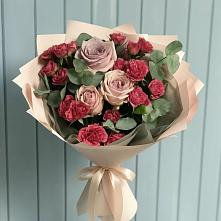 Букет цветов из:  Гвоздики и Розы в Николаевке Еврейской автономная области