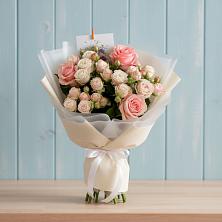 Букет цветов из:  Розы в Николаевке Еврейской автономная области